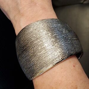 Silver Bangle Bracelt